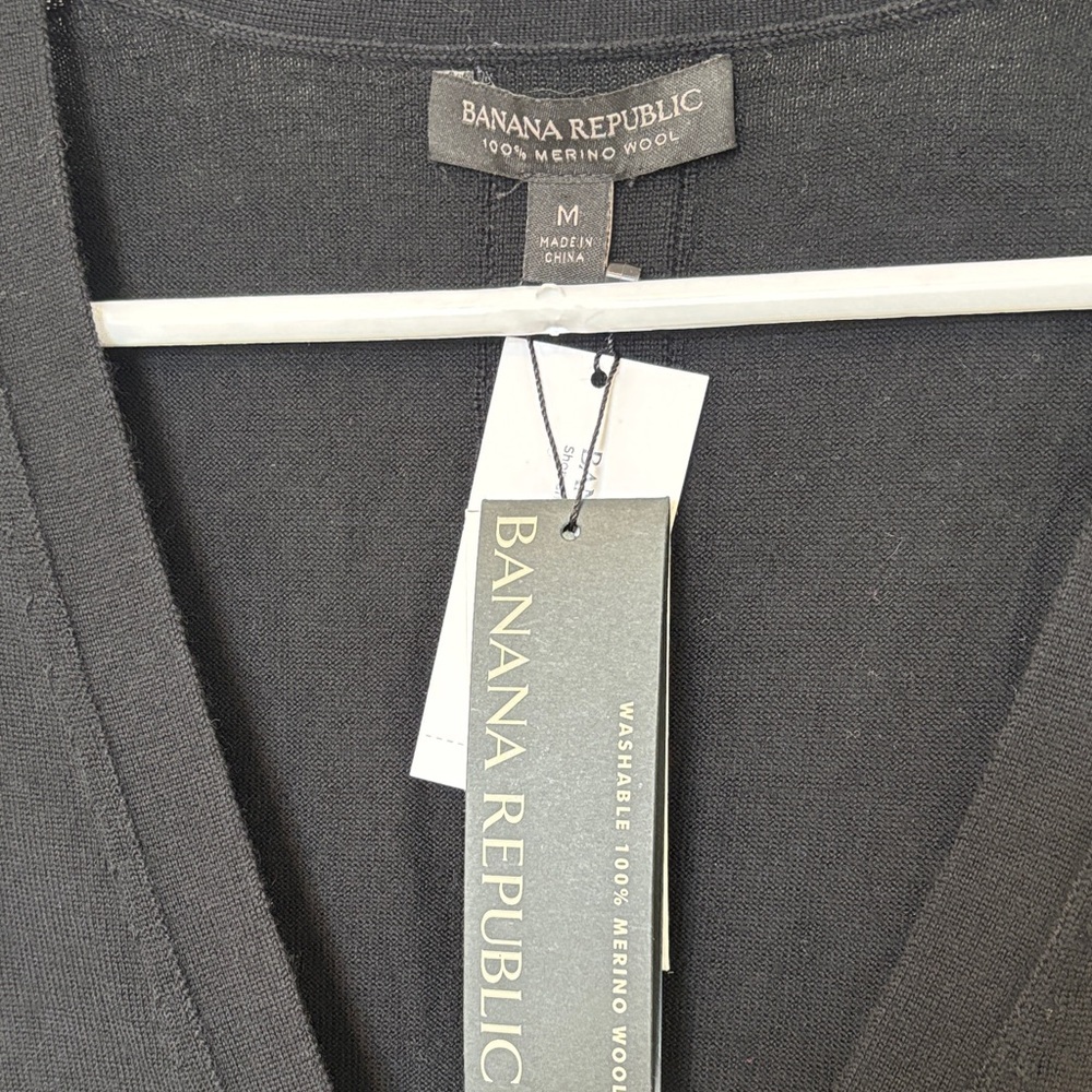 NWT Banana Republic Classic Black Cardigan - Picture 2 of 5